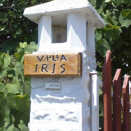 Villa Iris Неа-Врасна Экстерьер фото
