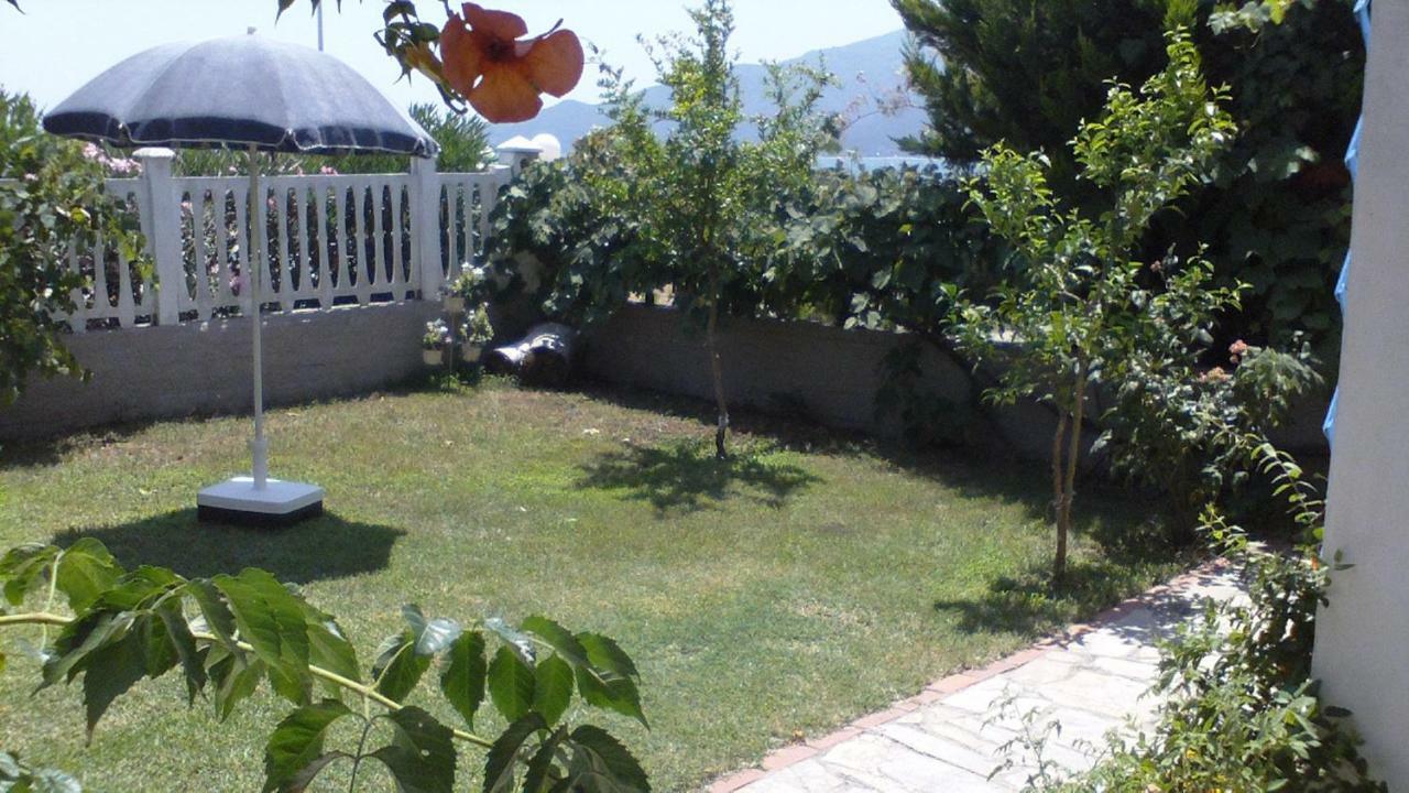 Villa Iris Неа-Врасна Экстерьер фото